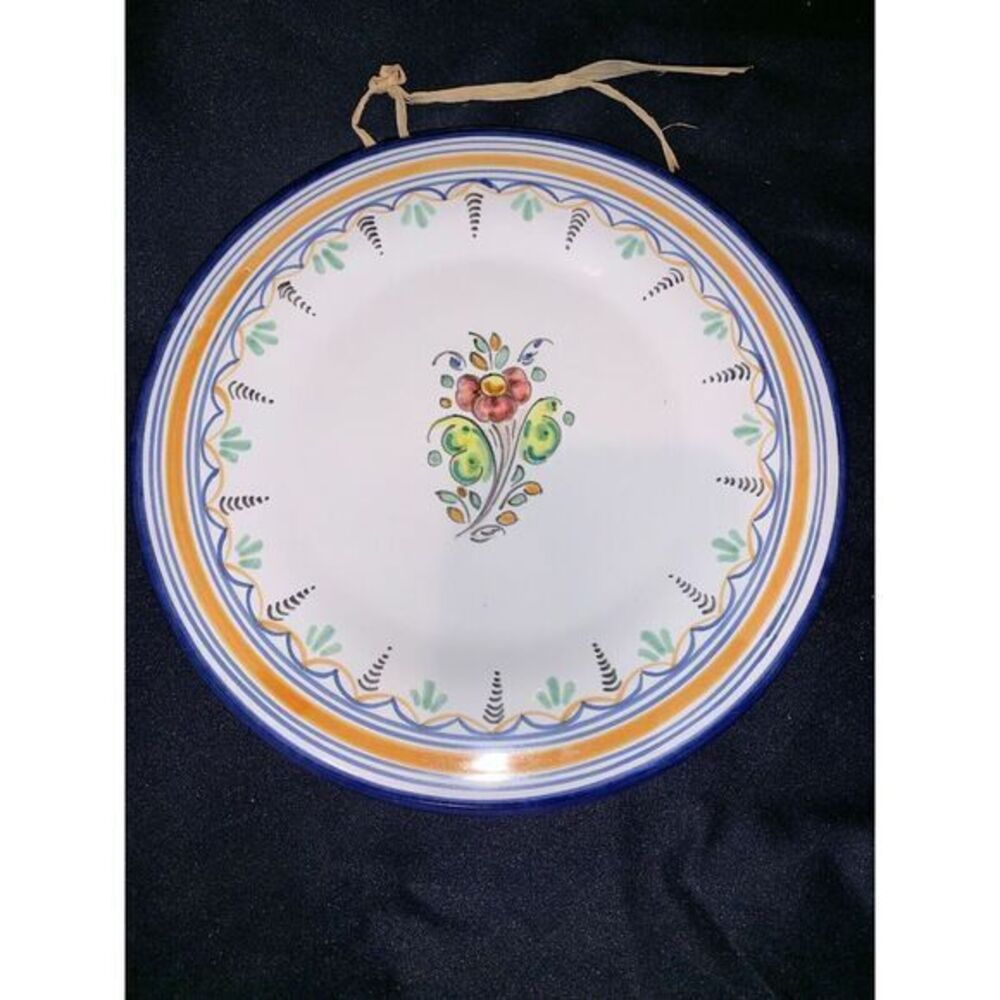 Spanish Triana Spain Pottery Hand Painted Plate Wall Hang Blue Floral 8.75"